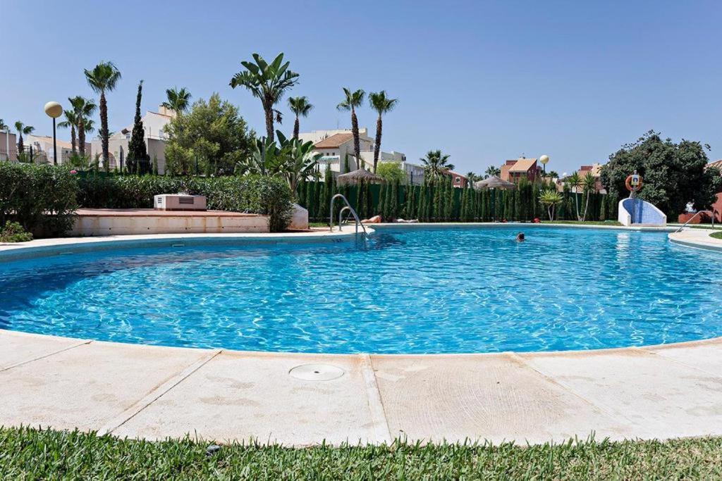 Casa Amy - Zona Naturista Playas de Vera エクステリア 写真